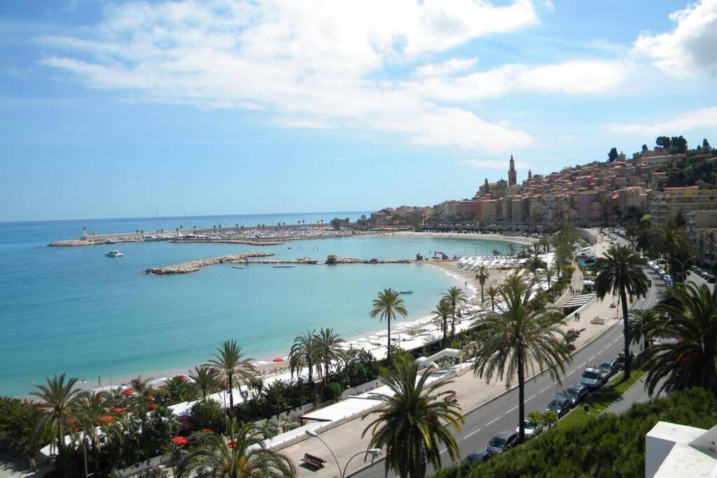 App Le Rocazur Avec Piscine Et Parking En Bord De Mer A 500M Du Centre Ville ม็องตง ภายนอก รูปภาพ